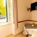 Apartamento Le Petit, Near Theatre &