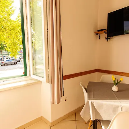 Apartman Le Petit, Near Theatre &